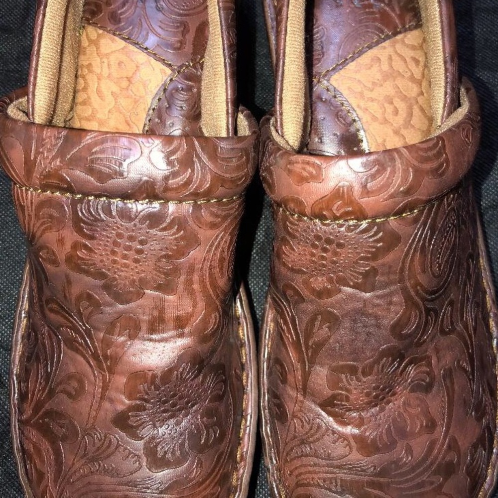 BOC CLOG SHOES
